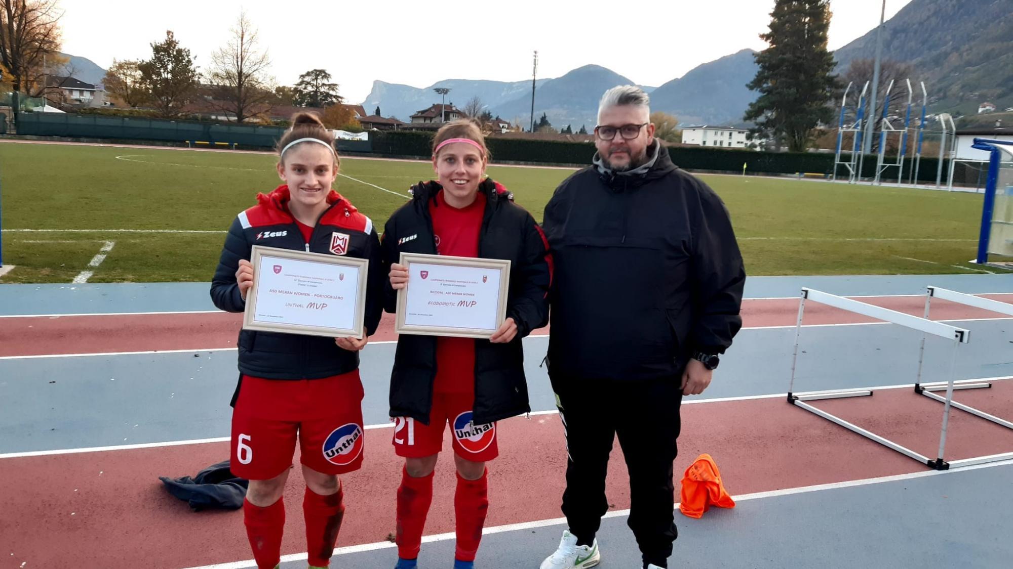 10 Spiele, 9 Siege: Meran Women weiterhin eine Macht - Frauenfußball ...