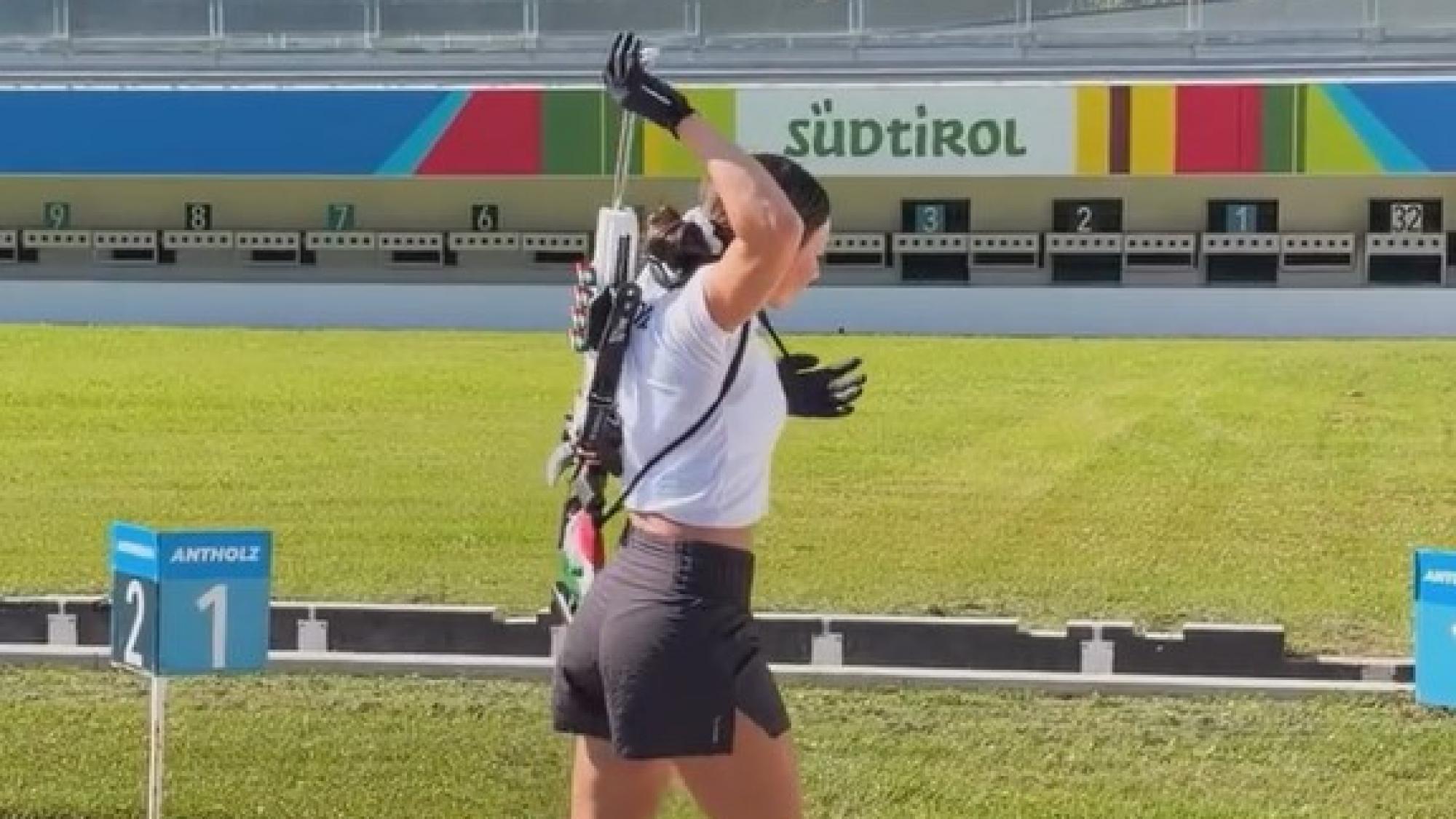 Ein-prominenter-Biathlon-Besuch-in-Antholz