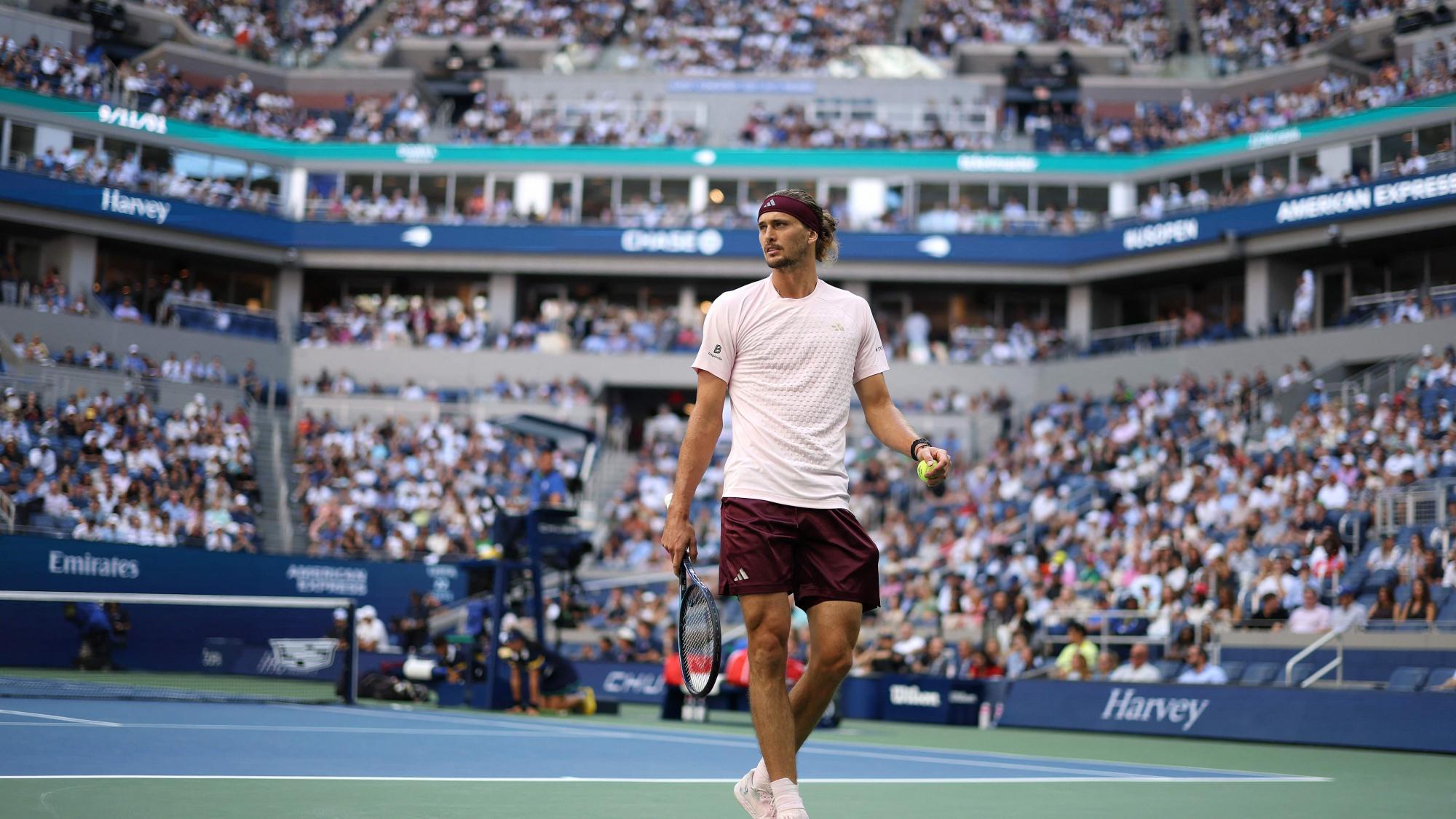 Alexander Zverev beats Shang to face Djokovic at China Open