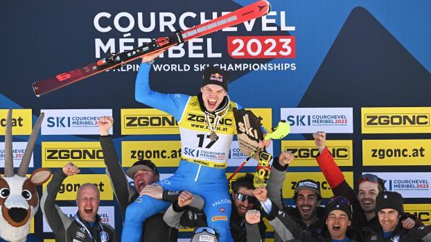 Alex Vinatzer a sauvé l'honneur de l'équipe masculine d'Italie. © APA/afp / LIONEL BONAVENTURE