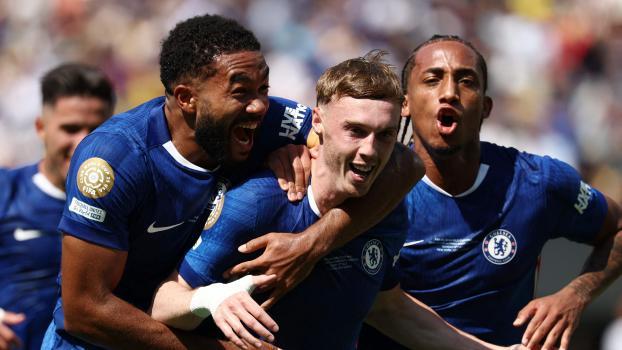 Cole Palmer (front) was Chelsea's outstanding player. © APA/afp / FRANCK FIFE