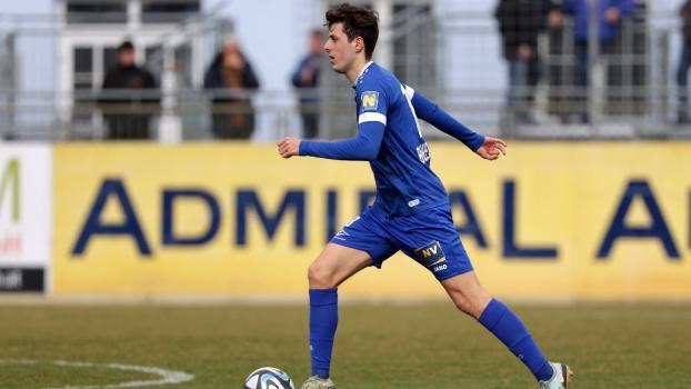 Neues Land, neue Liga, neuer Verein – aber dieselben Farben: Obermais hat einen Nordtiroler verpflichtet.