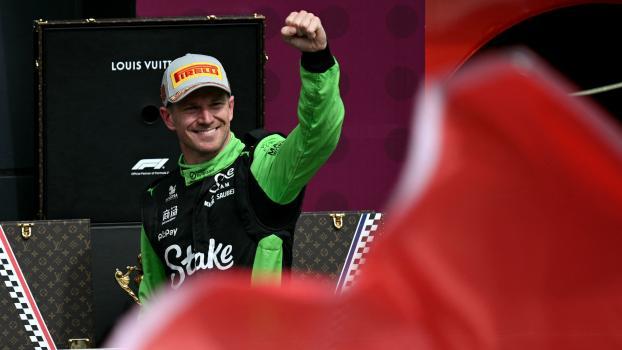 Niko Hülkenberg celebrates his first podium finish. © APA/afp / ANDREJ ISAKOVIC