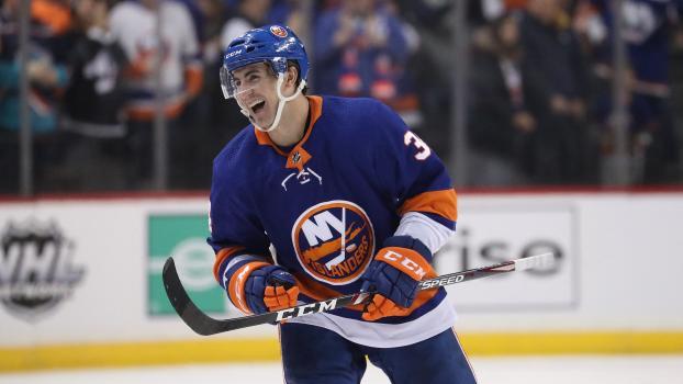 So jubelte Cole Bardreau nach seinem ersten NHL-Tor. © GETTY IMAGES NORTH AMERICA / AL BELLO