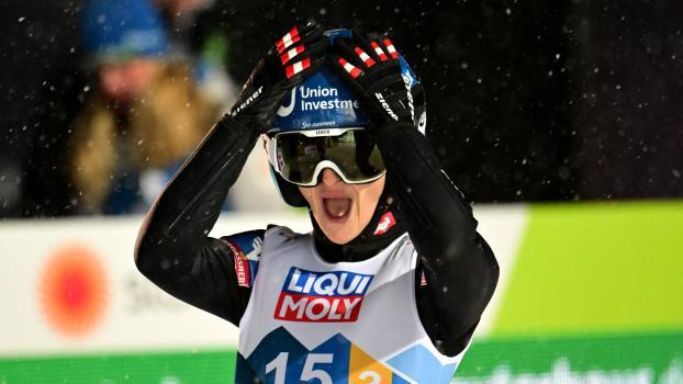 Eva Pinkelnig semble avoir subi de graves blessures. © AFP / JURE MAKOVEC