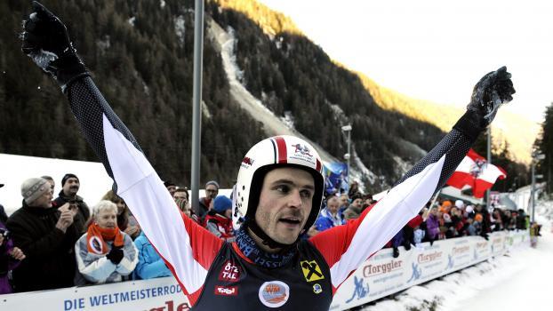 Gerald Kammerlander im Gespräch. © APA / ROBERT PARIGGER