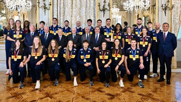 Azzurri and Azzurre paid a visit to President Sergio Mattarella. © FIPAV