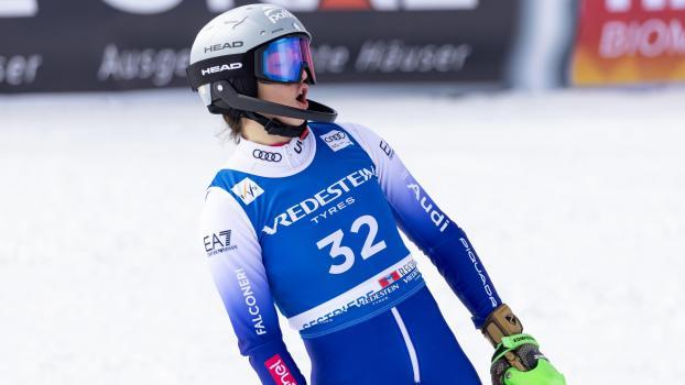 Italian slalom specialist has suffered serious injuries. © ANSA / ANDREA SOLERO