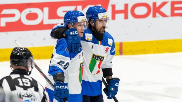 The Azzurri celebrated a dramatic victory. © Vanna Antonello