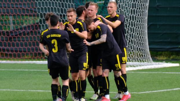 Les joueurs de Gargazon, promu cette saison, peuvent fêter leur quatrième victoire consécutive. © M. Dorn