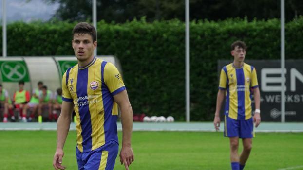 Thomas Mair (front) celebrated an important victory with Naturns. © DLife