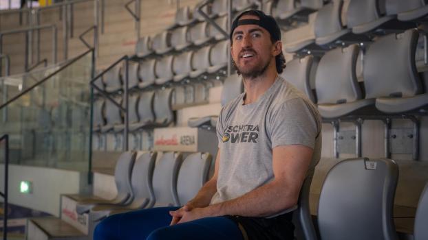 Ausnahmespieler des HC Pustertal: Cole Bardreau. © Thomas Debelyak