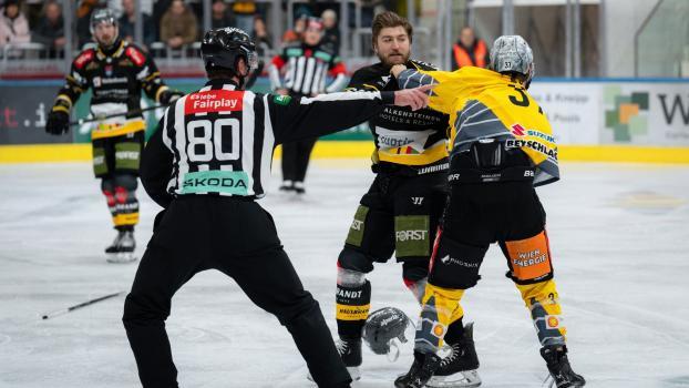 Dieser Fight hat für den Pusterer JC Lipon Konsequenzen. © Markus Ranalter