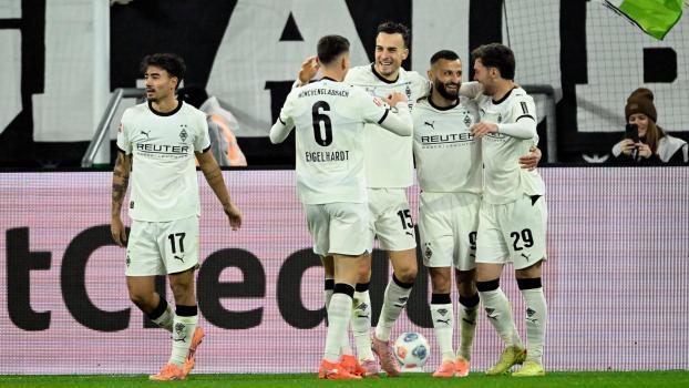 Gladbach: Mit Glück zum Sieg. © APA/afp / INA FASSBENDER