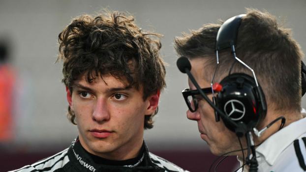 Kimi Antonelli bekam heftige Kritik ab. © APA/afp / ANDREJ ISAKOVIC