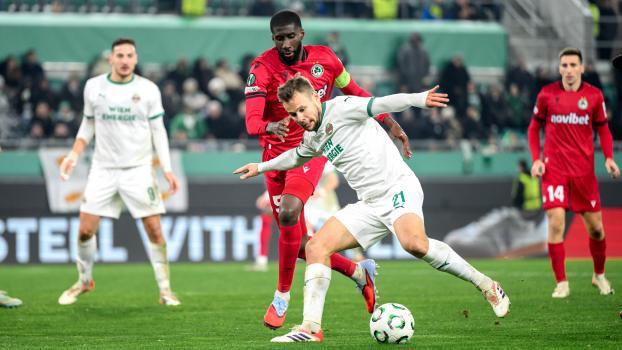 Louis Schaub et le Rapid Vienne sont éliminés de la Ligue des champions. © APA / MAX SLOVENCIK