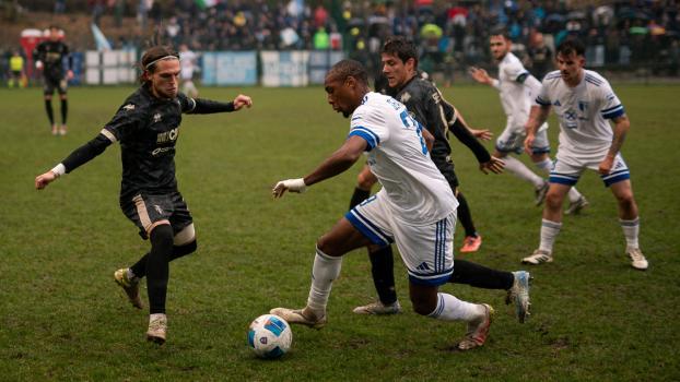 Michael Seaton played against Treviso, where he later received a red card. Was it his last appearance for Obermais?