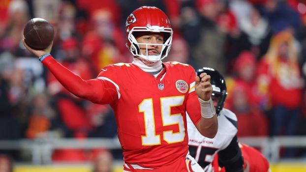 Patrick Mahomes kommt mit Kansas nicht in den Tritt. © APA / DAVID EULITT