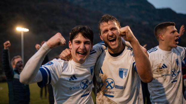 Sind von der 2. Amateurliga bis in die Serie D gekommen: Tizian Stecher, Marco Paulmichl und Oliver Rohrer (hinten). © FC Obermais