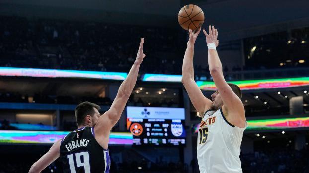 War einfach überragend: Nikola Jokic. © APA / THEARON W. HENDERSON