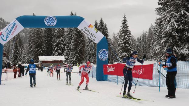 La course de ski de fond Toblach-Cortina attire des foules immenses. © Newspower.it