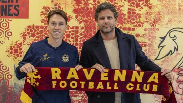 Manuel Fischnaller (à gauche) cherchera à marquer des buts à Ravenne dans le futur.