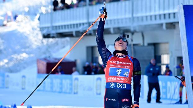 Vetle Sjastad Christiansen sealed Norway's victory and sent a greeting to the heavens. © APA/afp / TOBIAS SCHWARZ