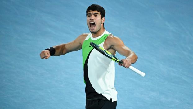 Carlos Alcaraz gewinnt die Australian Open. © ANSA / JAMES ROSS