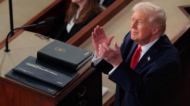 Donald Trump hat das US-Hockeyteam geehrt und dabei nicht mit Lob gespart. © APA / CHIP SOMODEVILLA