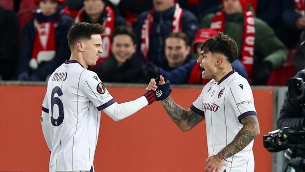 Santiago Castro (rechts im Bild) traf für Bologna © social