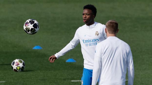 Vinicius Jr. est au centre de l'attention. © APA/afp / OSCAR DEL POZO