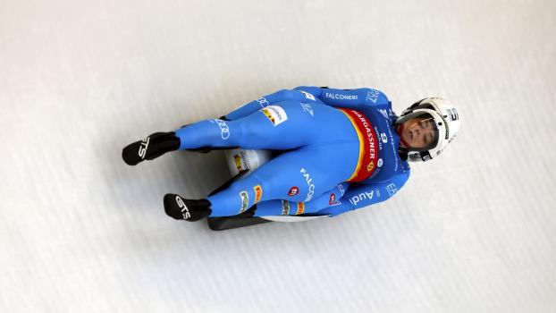 Andrea Vötter und Marion Oberhofer standen mit der Team-Staffel auf dem Podest. © ANSA / TOMS KALNINS