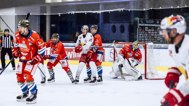 Claes Endre, the Val Gardena goalkeeper, was the man of the match. © EC Red Bull Salzburg / Heiko Mandl
