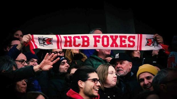 Den Bozner Eishockeyfans droht das letzte Heimspiel ihrer Lieblinge. © HCB