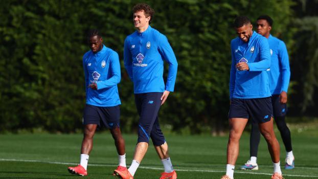 Giorgio Scalvini, Isak Hien und & Co. empfangen den FC Bayern in Bergamo. © ANSA / MICHELE MARAVIGLIA