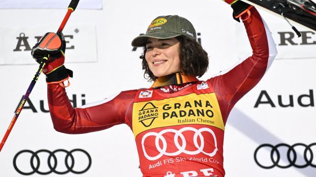 Julia Scheib holte sich in Aare den Sieg und die Disziplinenwertung. © APA/afp / PONTUS LUNDAHL