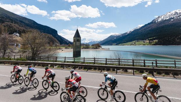 Am Dienstag führte die Tour of the Alps über den Reschenpass. © Tour of the Alps