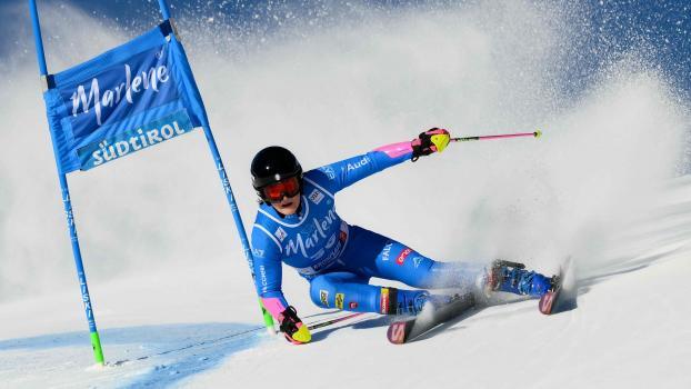 Anna Trocker hat sich die Goldmedaille im Riesentorlauf gesichert. © APA/afp / MARCO BERTORELLO