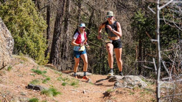Beim Ötzi Trailrun Naturns geht's zur Sache. © Sportissimus