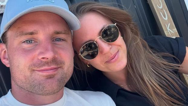 Ein Biathlon-Star im Babyglück. © Instagram