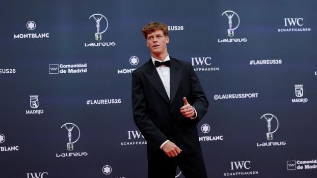 Jannik Sinner bei den Laureus Sport Awards in Madrid. © APA/afp / OSCAR DEL POZO