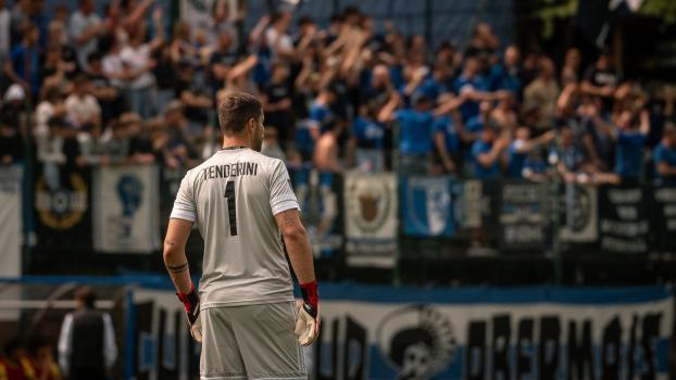 Luca Tenderini und der FC Obermais müssen bis zur letzten Sekunde um den Klassenerhalt kämpfen. © P. Schwienbacher (2)