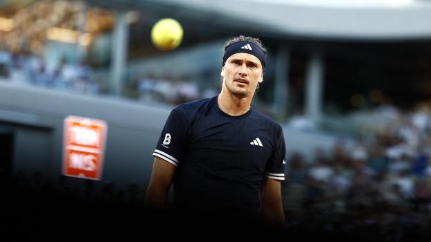 Alexander Zverev versteht den Trubel um die Bälle nicht. © ANSA / YOAN VALAT