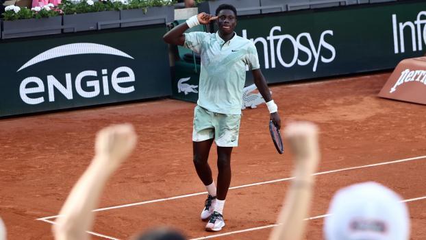 Der erst 17-jährige Moïse Kouamé sorgte für beste Unterhaltung. © ANSA / CHRISTOPHE PETIT TESSON