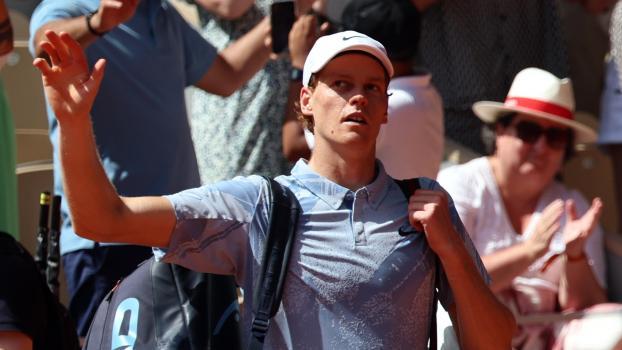 Die Niederlage von Jannik Sinner war in der Tennis-Szene das Gesprächsthema Nummer 1. © ANSA / MOHAMMED BADRA