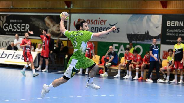Für die Brixner Handballer geht's eine Liga runter. © Elke Niederwieser