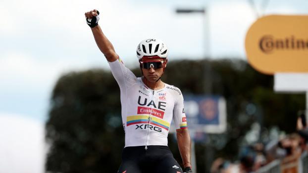 Jhonatan Narvaez gewann die achte Giro-Etappe. © APA/afp / LUCA BETTINI