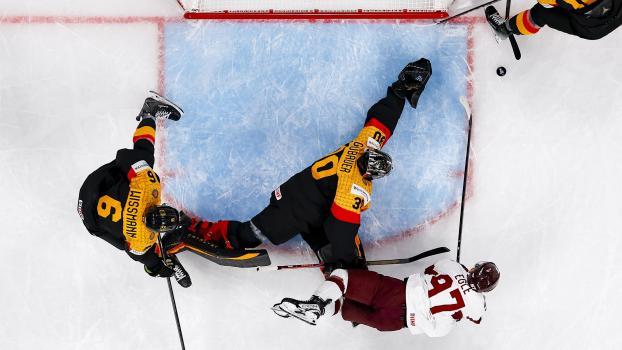 NHL-Goalie Philipp Grubauer konnte die deutsche Niederlage nicht verhindern. © ANSA / CLAUDIO THOMA