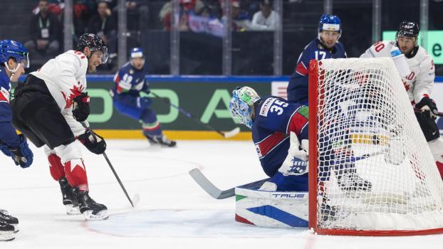 So erzielte Dylan Holloway das 1:0. © ANSA / CYRIL ZINGARO
