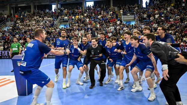 So jubeln die Azzurri nach dem historischen Triumph. © Luigi Canu